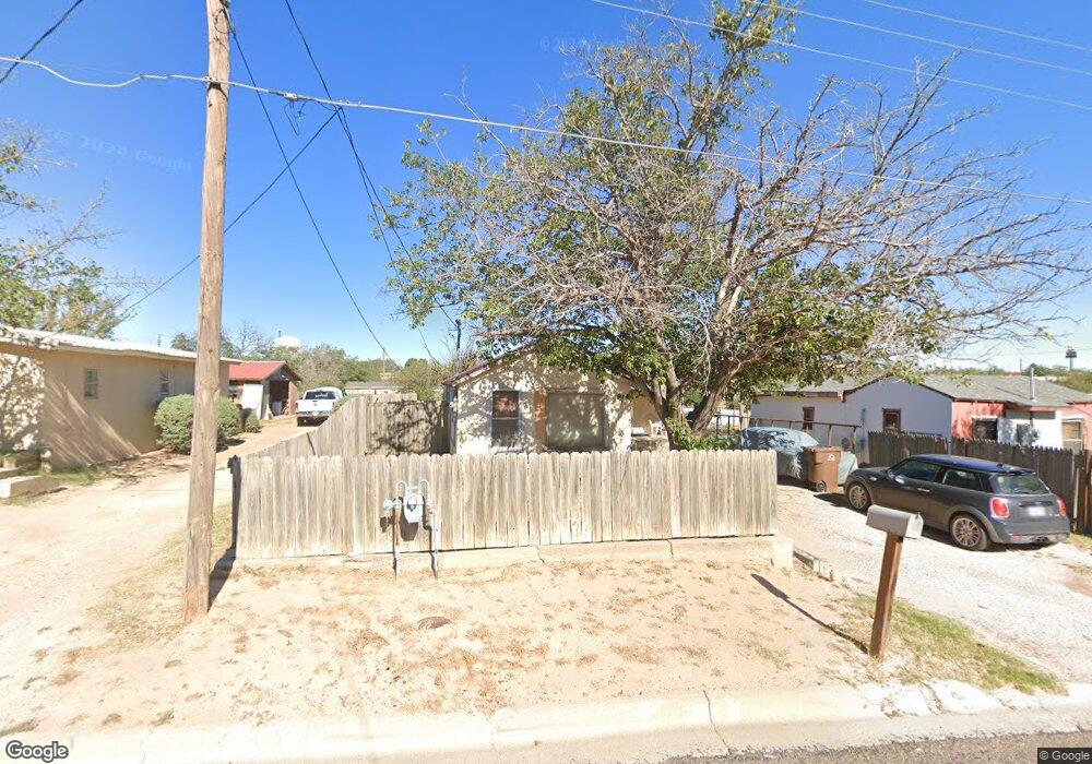 207 NE 8th St, Big Spring, TX 79720 - photo 1