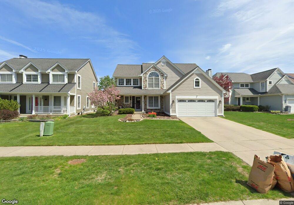 3731 Eaton Gate Ln, Auburn Hills, MI 48326 - photo 1