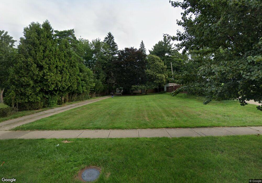 16601 Raymond St, Maple Heights, OH 44137 - photo 1