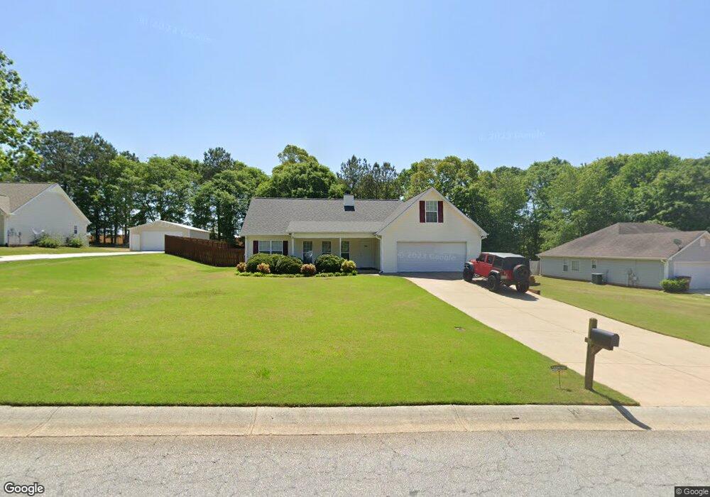 664 Allen Cir unit 1, Winder, GA 30680 - photo 1