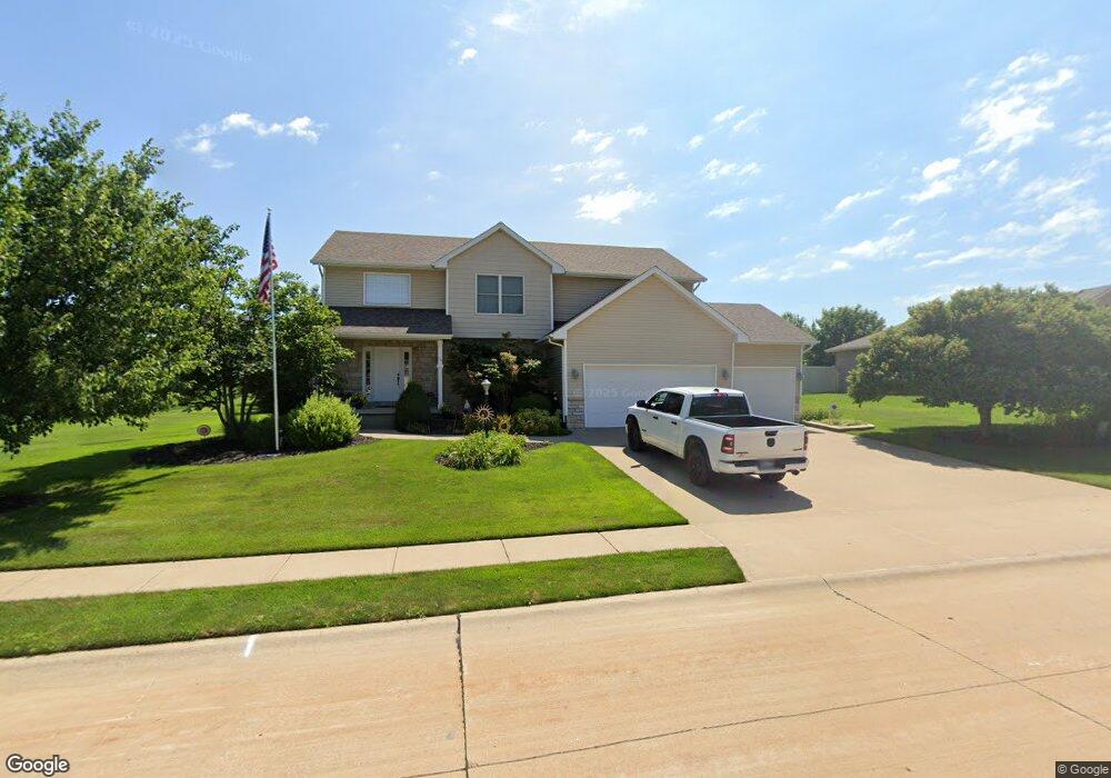 24 Nicholas Ct, Eldridge, IA 52748 - photo 1