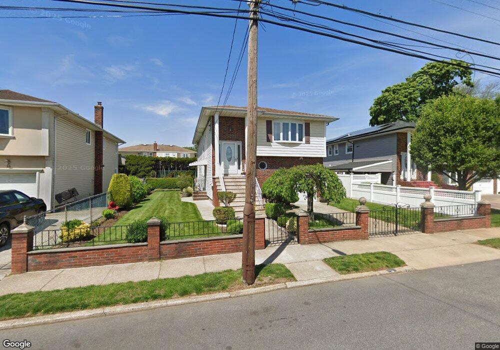 37 Harrison Ave, Franklin Square, NY 11010 - photo 1