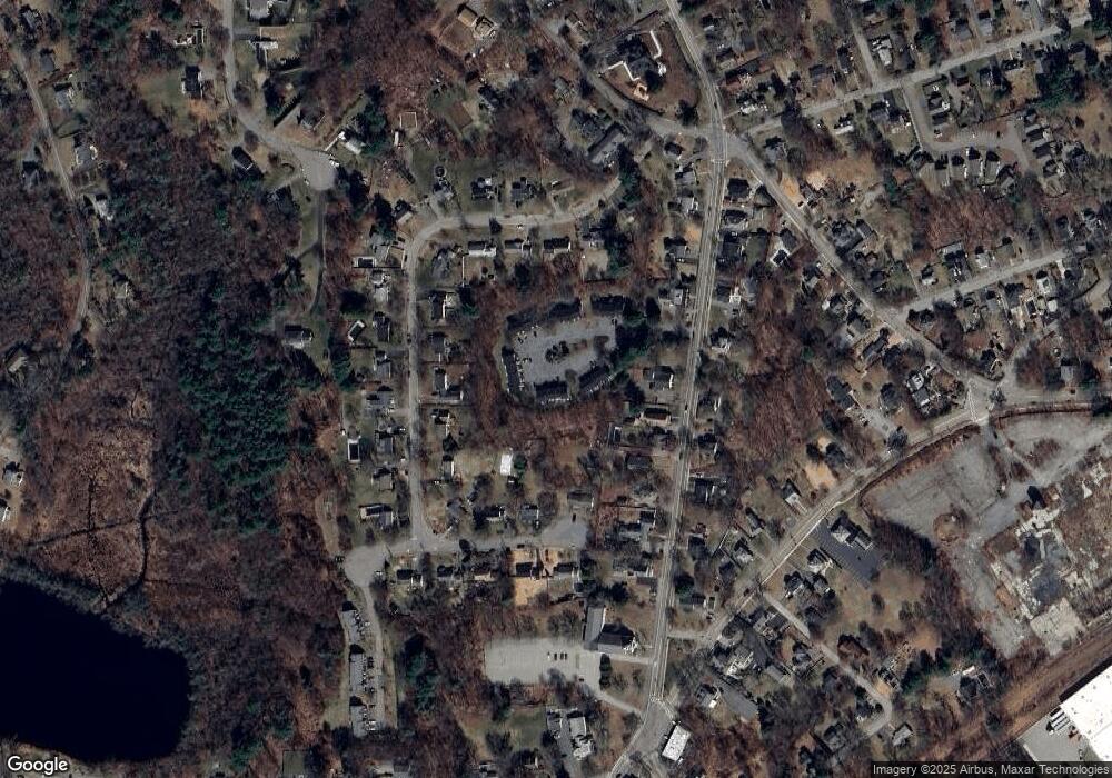 21 Cedar Square, Millis, MA 02054 - photo 1