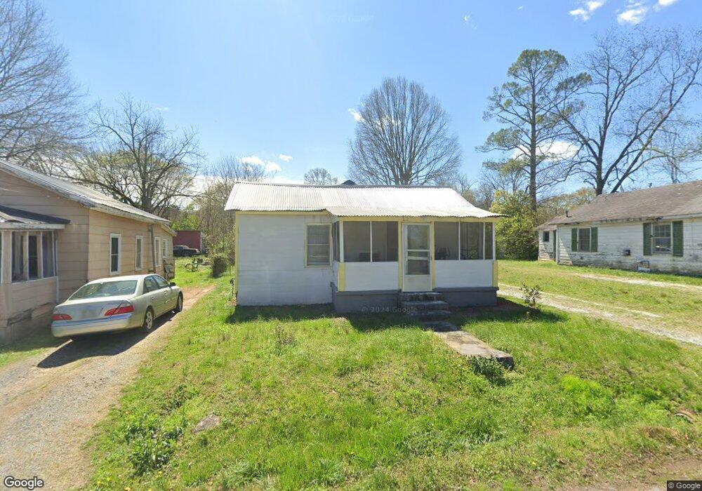 914 Davenport St, Cedartown, GA 30125 - photo 1