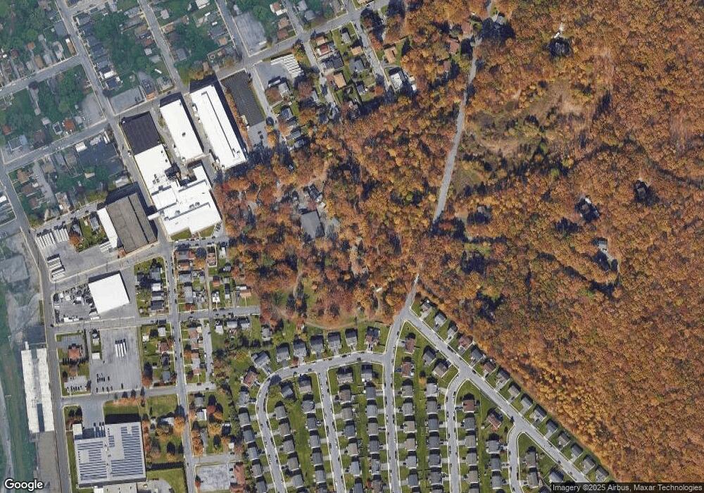 22 Mannerchor Rd, Temple, PA 19560 - photo 1