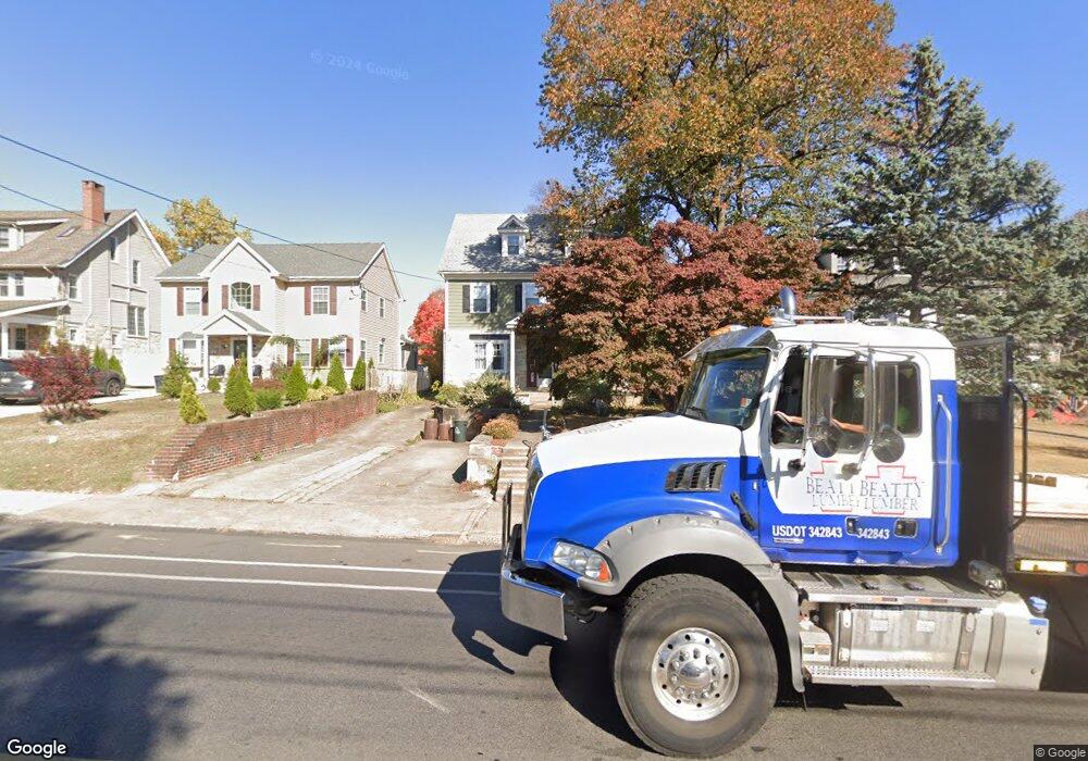 229 N Lansdowne Ave, Lansdowne, PA 19050 - photo 1