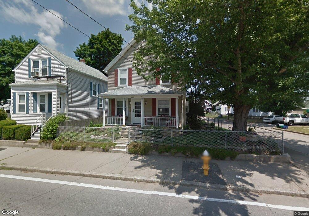 532 Benefit St, Pawtucket, RI 02861 - photo 1