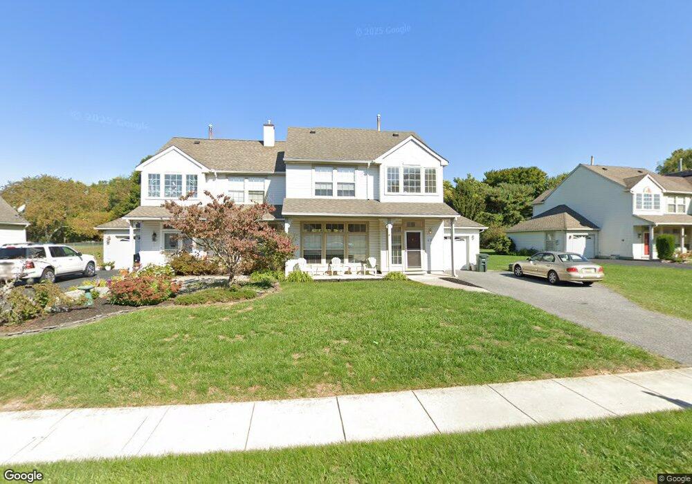 421 Longfellow Dr, Williamstown, NJ 08094 - photo 1