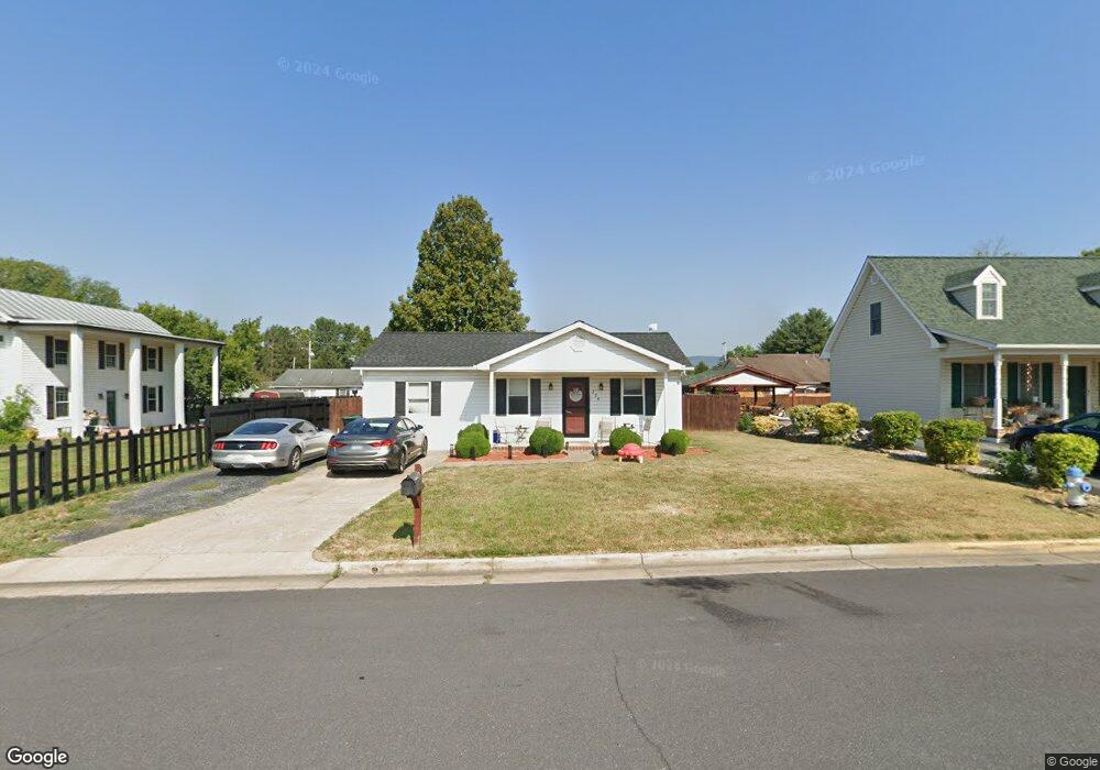 234 Duke Cir, Strasburg, VA 22657 - photo 1