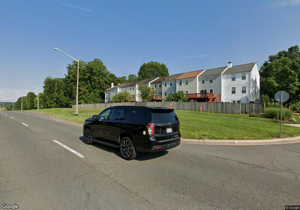 13916 Big Yankee Ln, Centreville, VA 20121 - photo 1