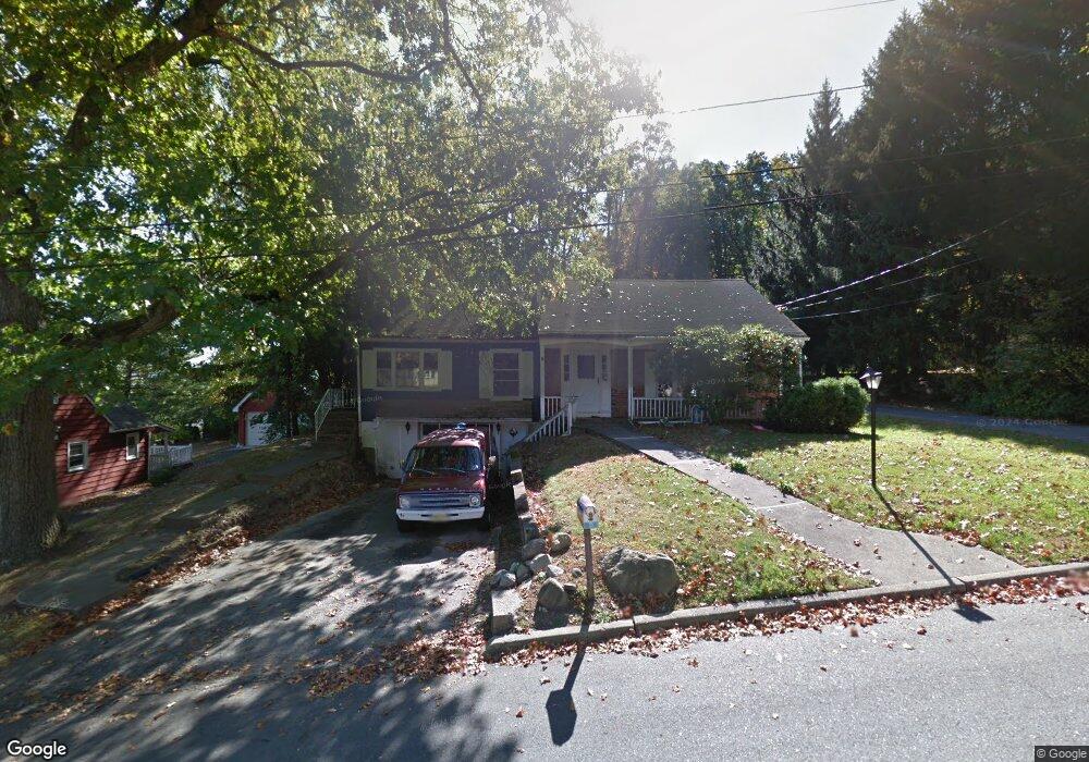 17 Cedar St, Bloomingdale, NJ 07403 - photo 1