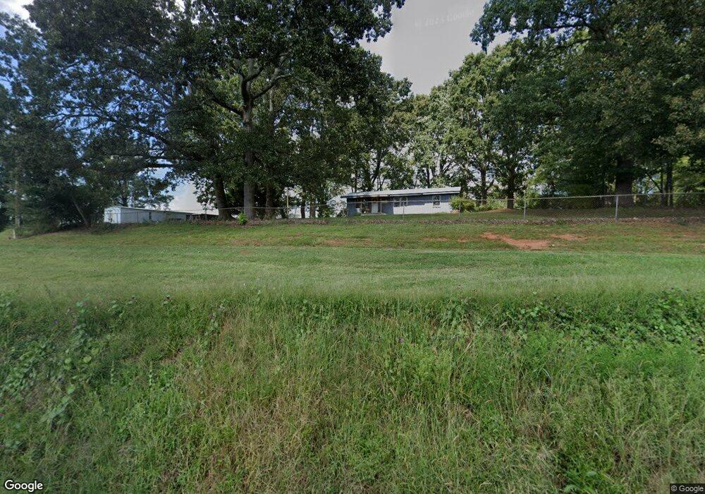 537 Dean St, Clermont, GA 30527 - photo 1