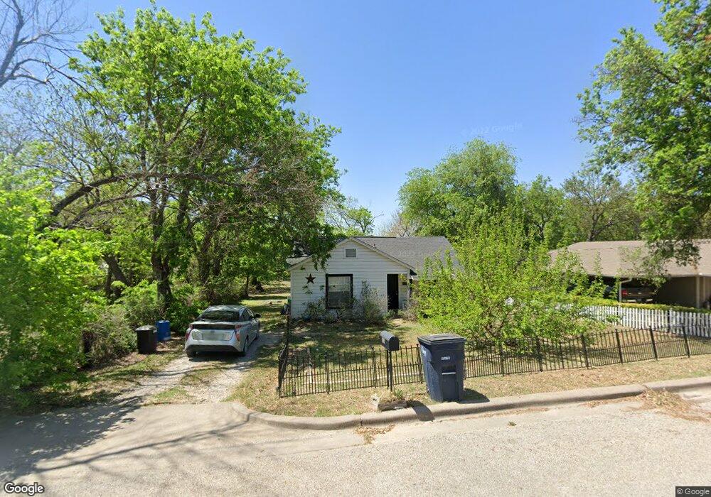 809 Liberty St, Weatherford, TX 76086 - photo 1