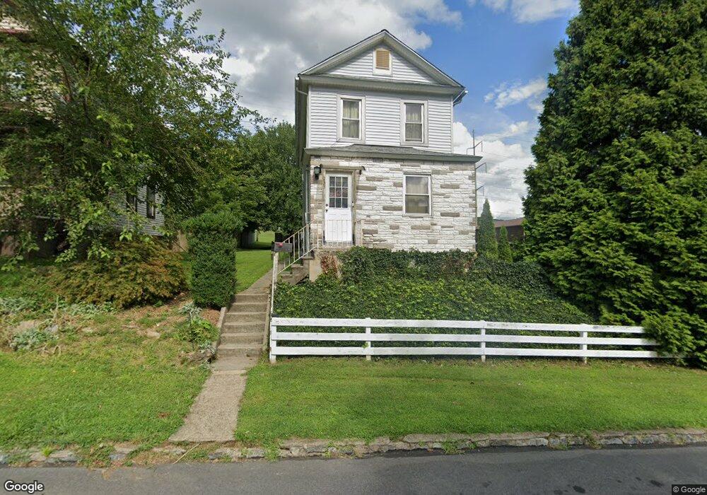 233 Juniata St, Freemansburg, PA 18017 - photo 1