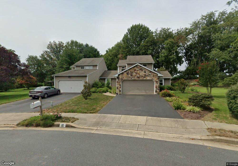 14 Scotch Pine Rd, Newark, DE 19711 - photo 1