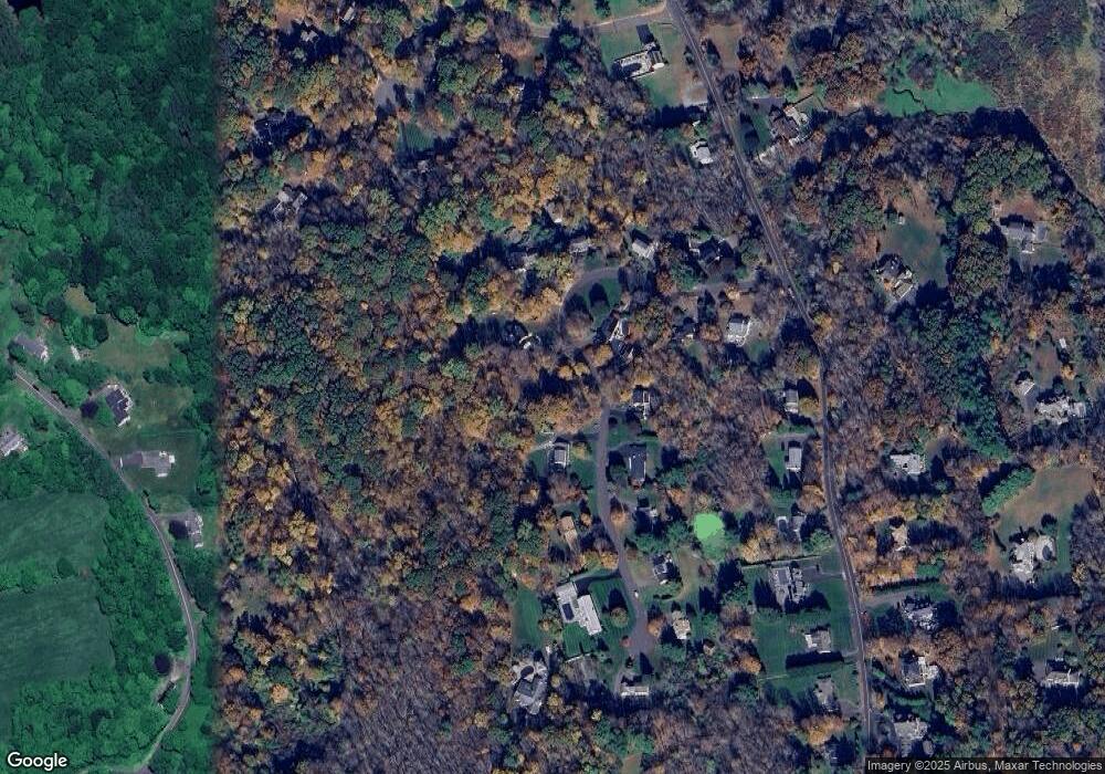 84 Woodfield Rd, Middlebury, CT 06762 - photo 1