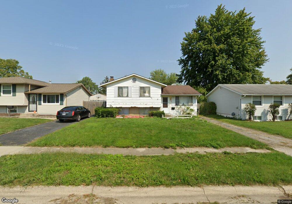 1748 Brookfield Square N, Columbus, OH 43229 - photo 1