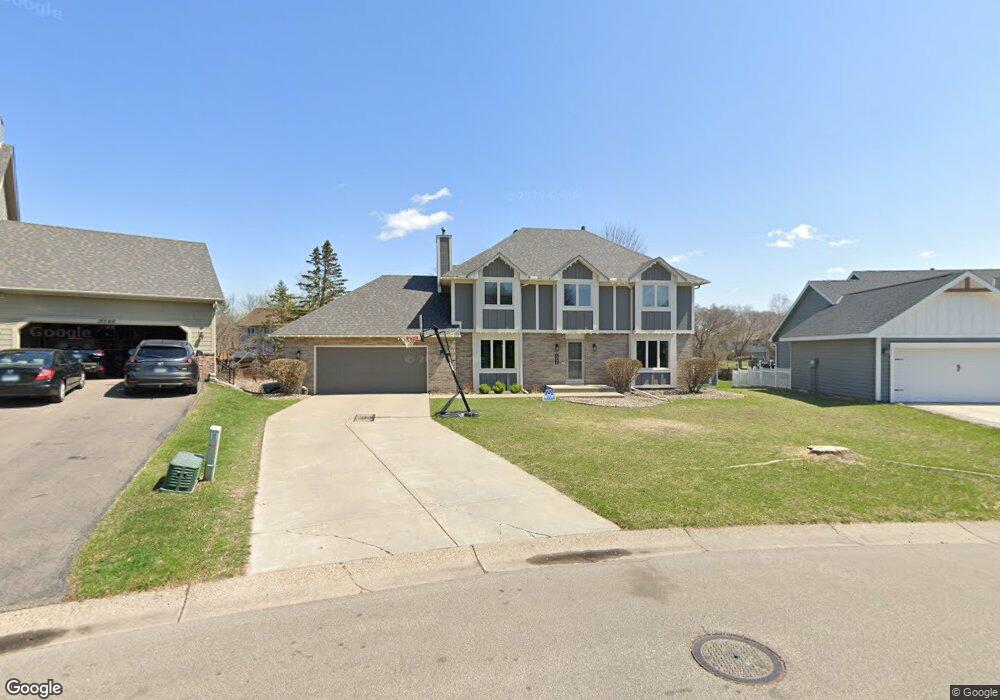 18524 Schroeder Place, Eden Prairie, MN 55346 - photo 1