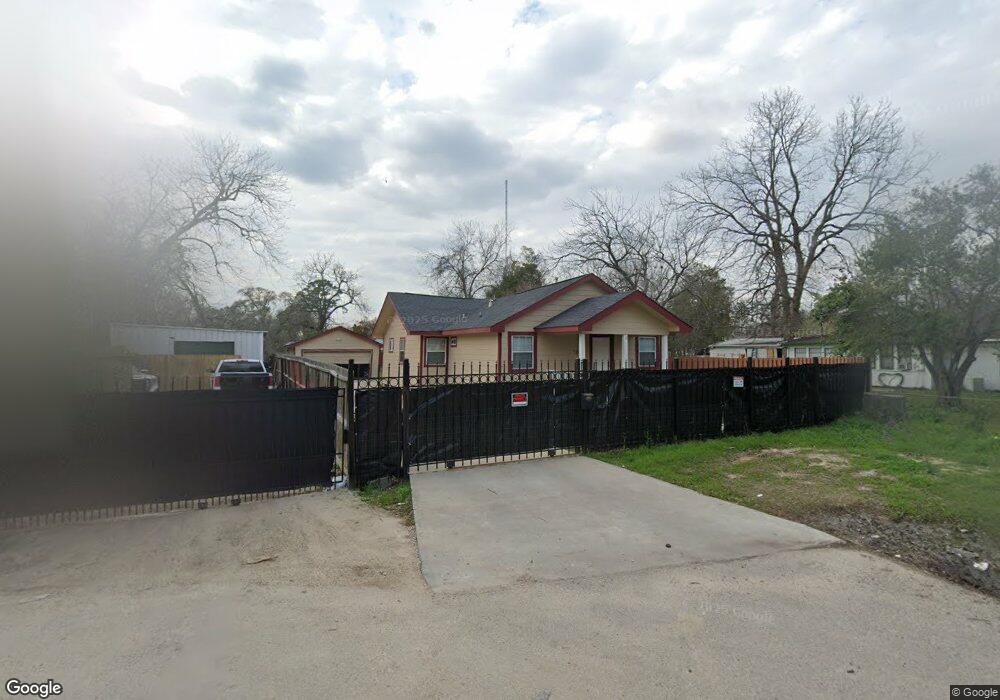 7013 Bauman Rd, Houston, TX 77022 - photo 1