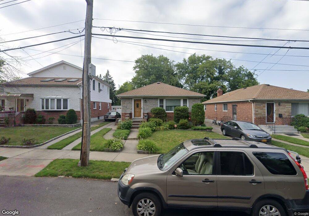 26011 60th Ave, Little Neck, NY 11362 - photo 1