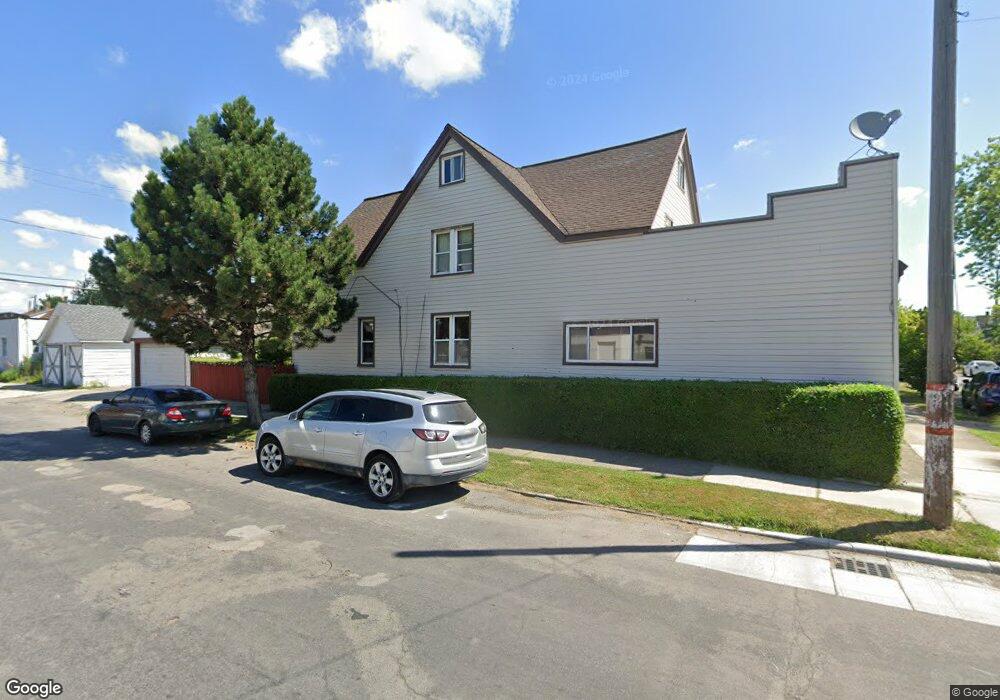 2601 Evaline St, HamtraMcK, MI 48212 - photo 1