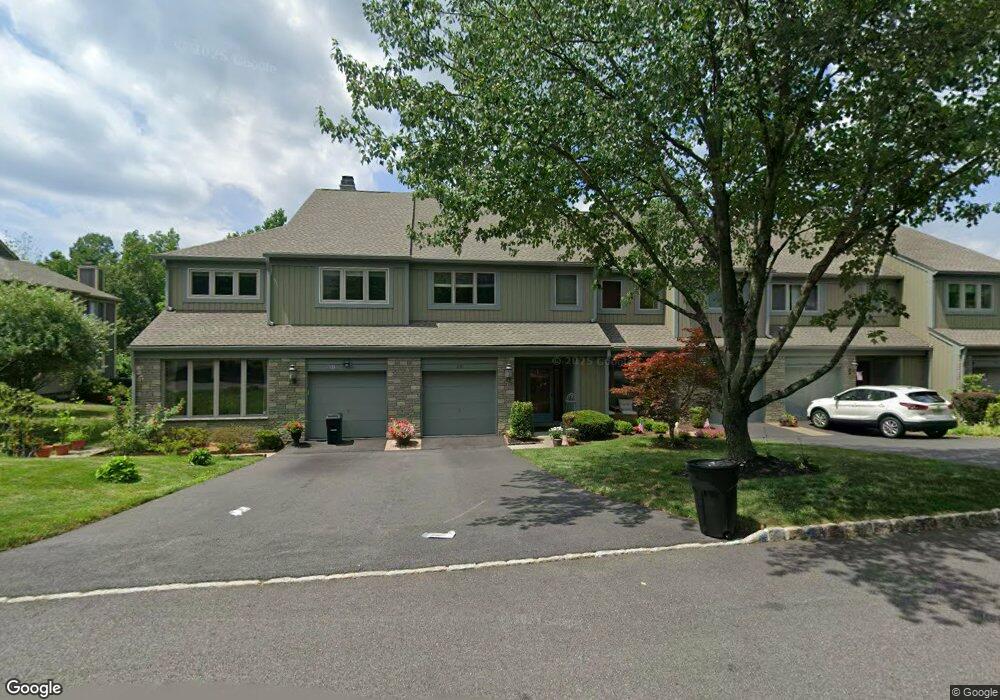 321 Vista View Dr, Mahwah, NJ 07430 - photo 1