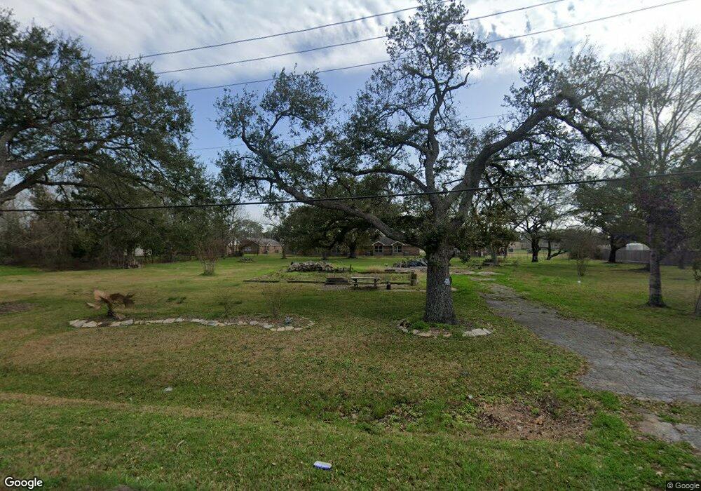 118 Cedar Ln, Alvin, TX 77511 - photo 1