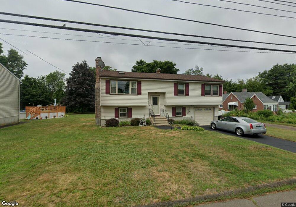 80 Maple St, East Haven, CT 06512 - photo 1