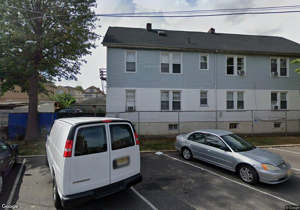 512 Clifton St, Elizabeth, NJ 07202 - photo 1