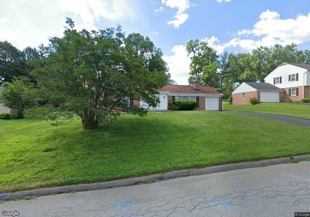 7011 Charles Ridge Rd, Towson, MD 21204 - photo 1