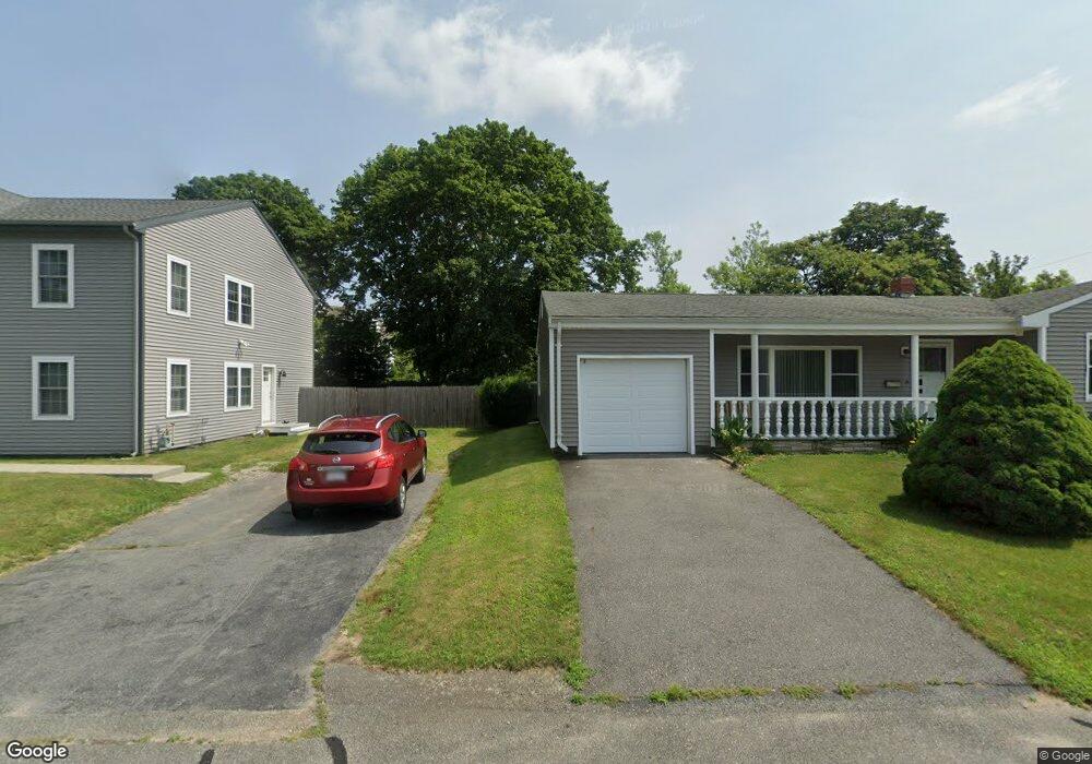 2 Aster Ln, South Dartmouth, MA 02748 - photo 1