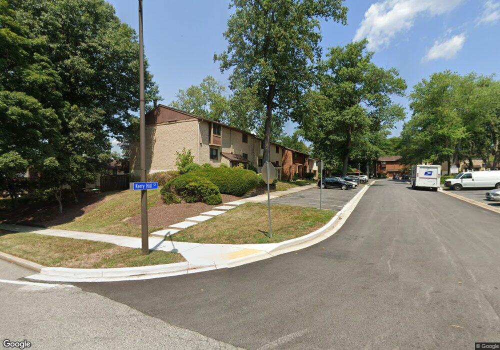 7307 Kerry Hill Ct, Columbia, MD 21045 - photo 1