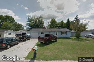 616 Ranchview Ct, Mishicot, WI 54228