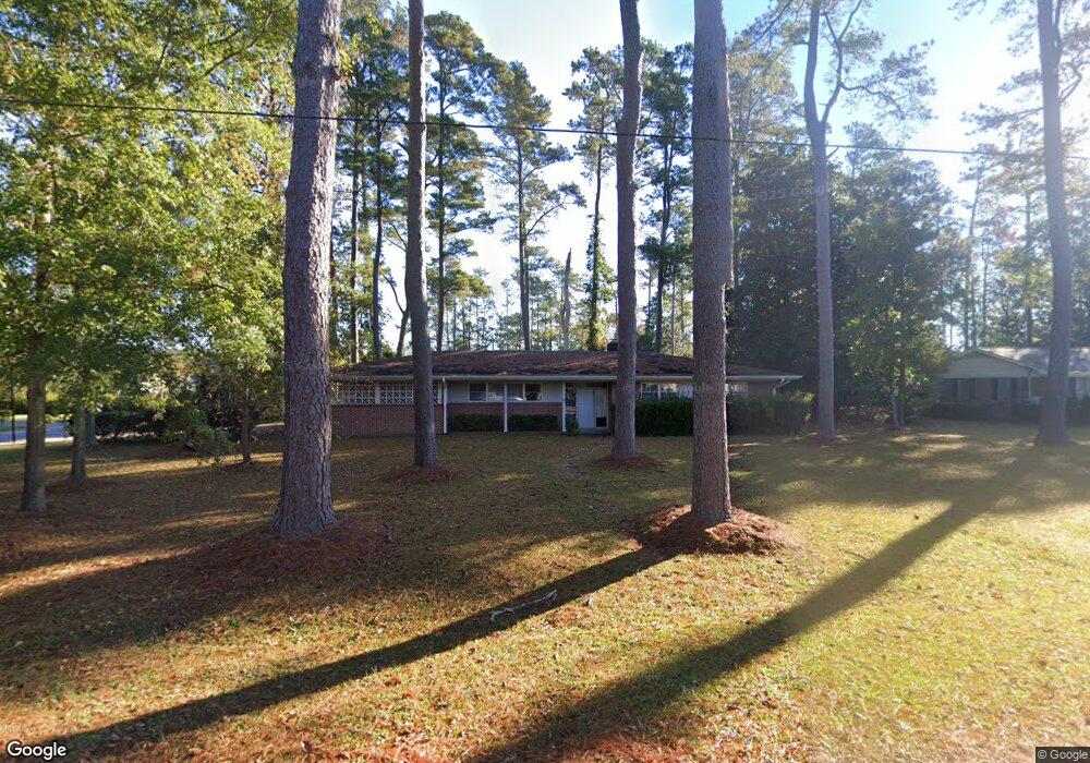 112 N Bickett St, Burgaw, NC 28425 - photo 1