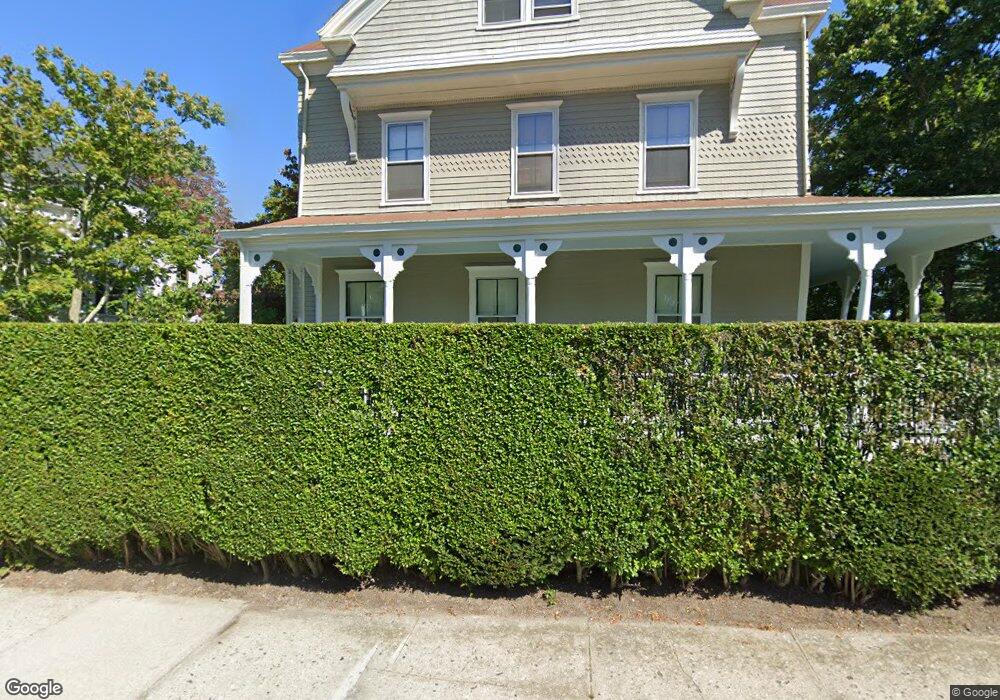 20 Everett St unit 1, Newport, RI 02840 - photo 1