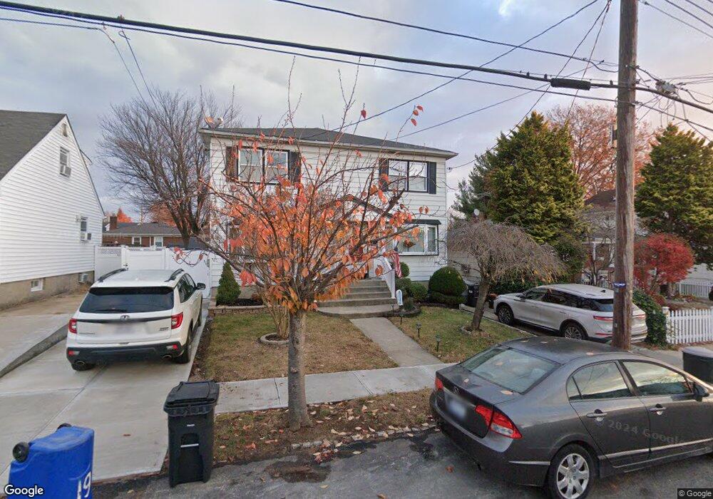 63 Roswell Ave, Staten Island, NY 10314 - photo 1