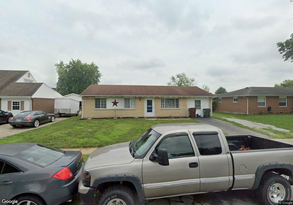 2317 Minnesota Dr, Xenia, OH 45385 - photo 1