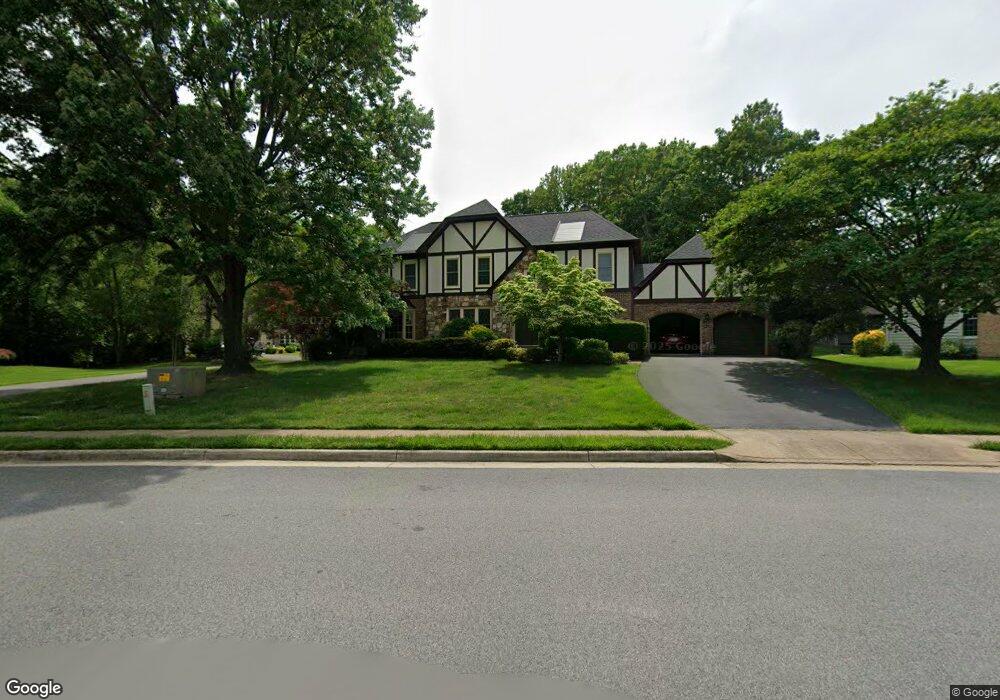 8663 Chase Glen Cir, Fairfax Station, VA 22039 - photo 1