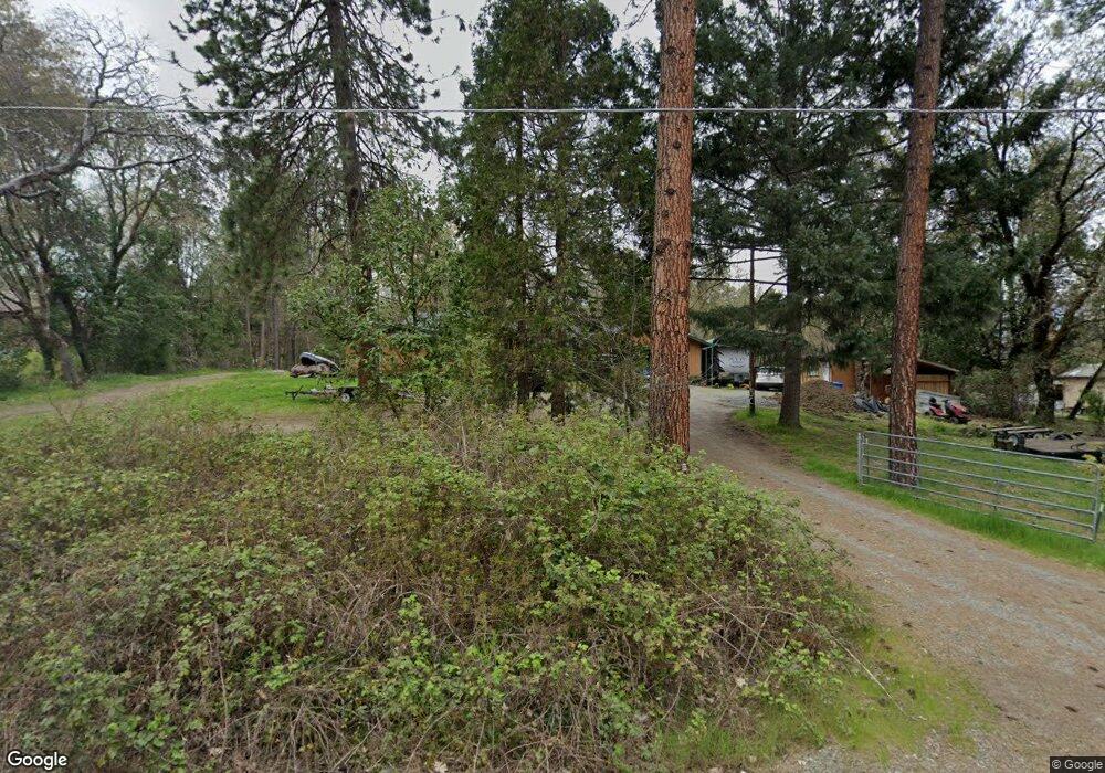 304 Adeline Dr, Grants Pass, OR 97527 - photo 1