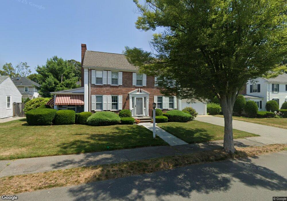 10 Shetland Rd, Marblehead, MA 01945 - photo 1