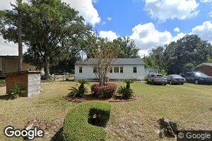 4 Barbour Dr, Savannah, GA 31405