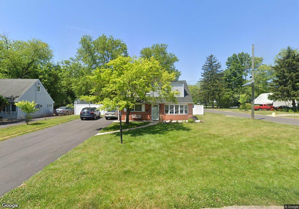 949 Terrace Blvd, Ewing, NJ 08618 - photo 1