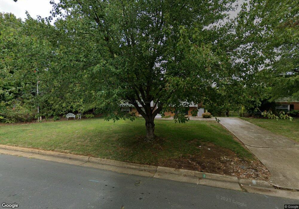 207 Seybert Ave, Waynesboro, VA 22980 - photo 1