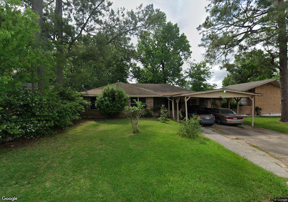 10213 Bretton Dr, Houston, TX 77016 - photo 1