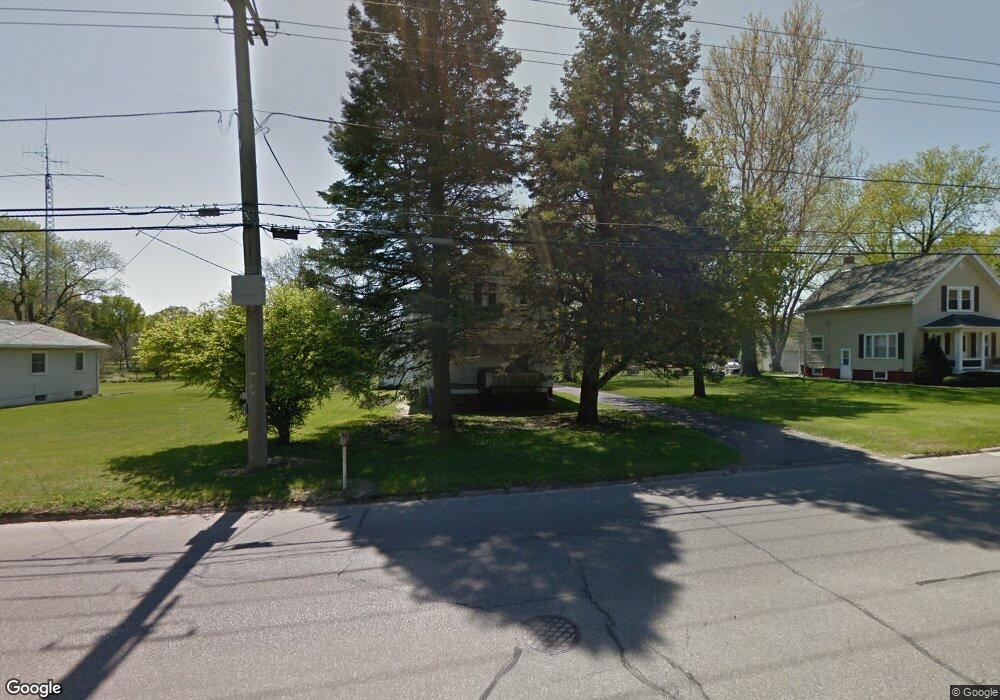 1847 Wilson Ave SW, Cedar Rapids, IA 52404 - photo 1