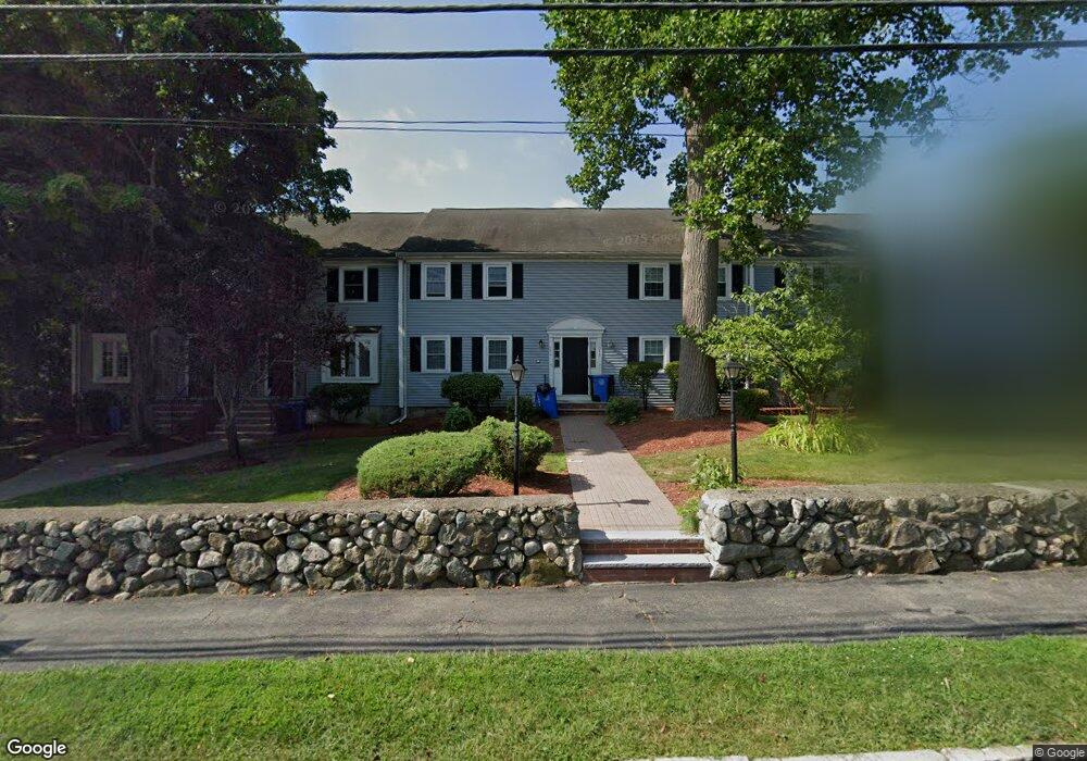 31 Casey Cir, Waltham, MA 02451 - photo 1