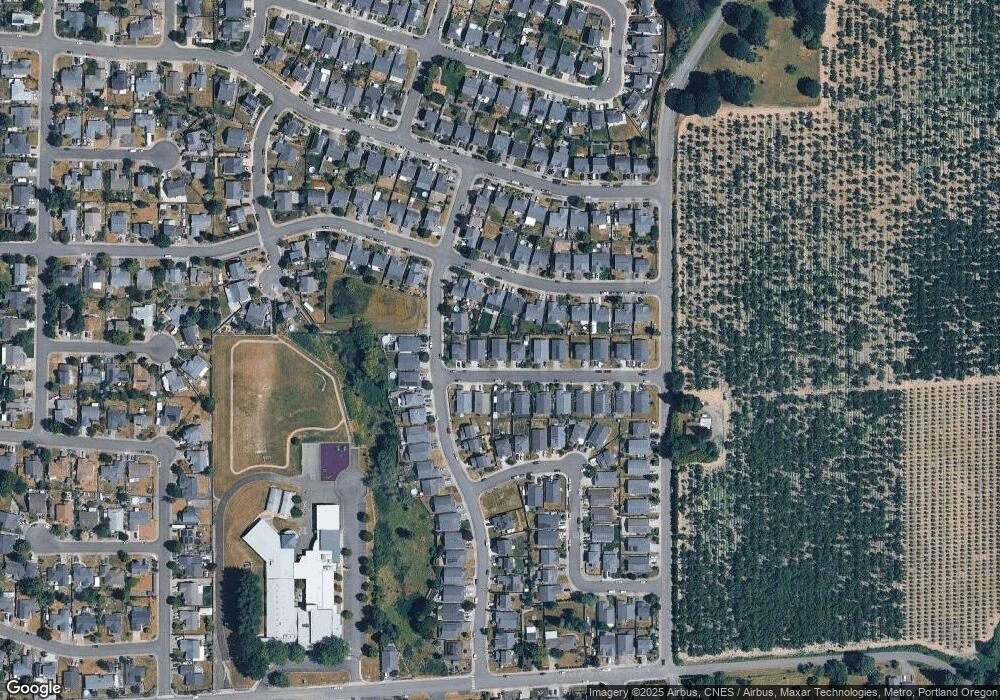 1024 E 11th St, Lafayette, OR 97127 - photo 1