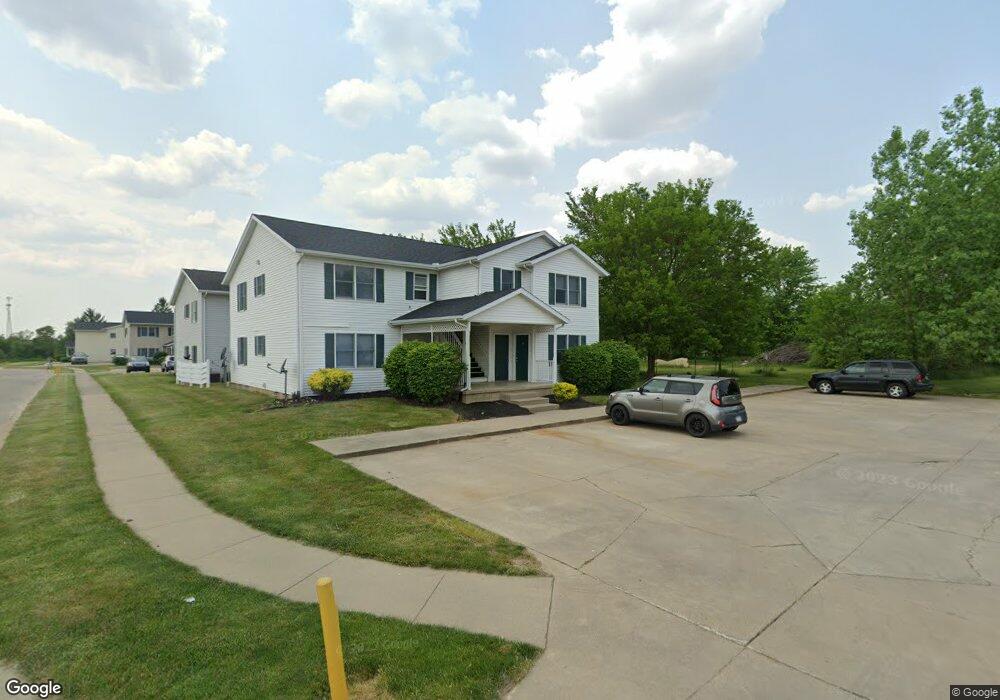 209 Stonewall Ct, Nappanee, IN 46550 - photo 1