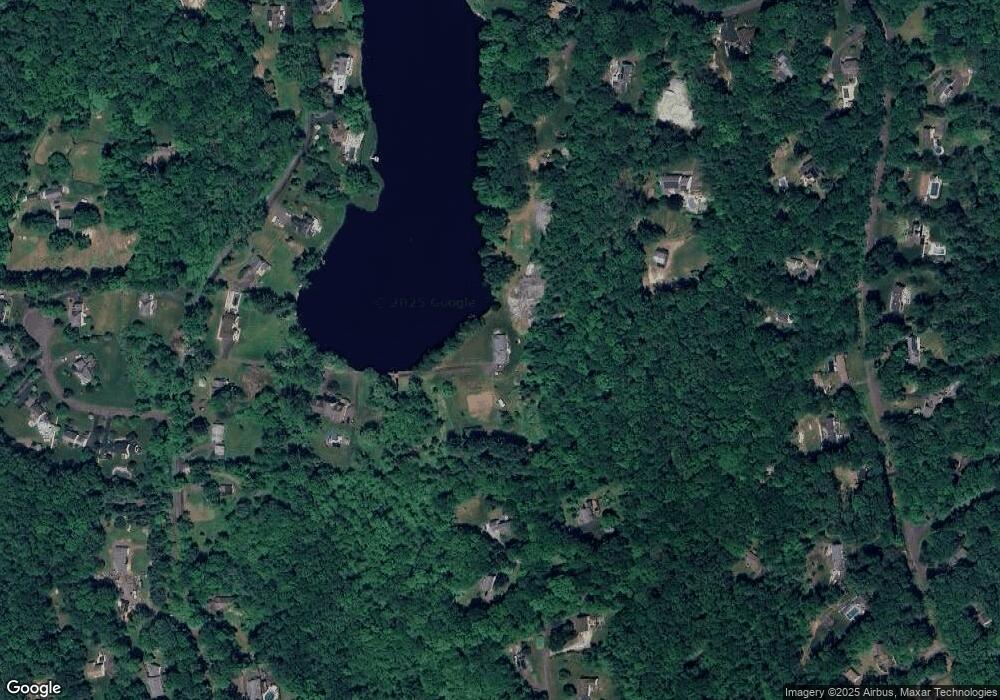 867 Hoop Pole Rd, Guilford, CT 06437 - photo 1