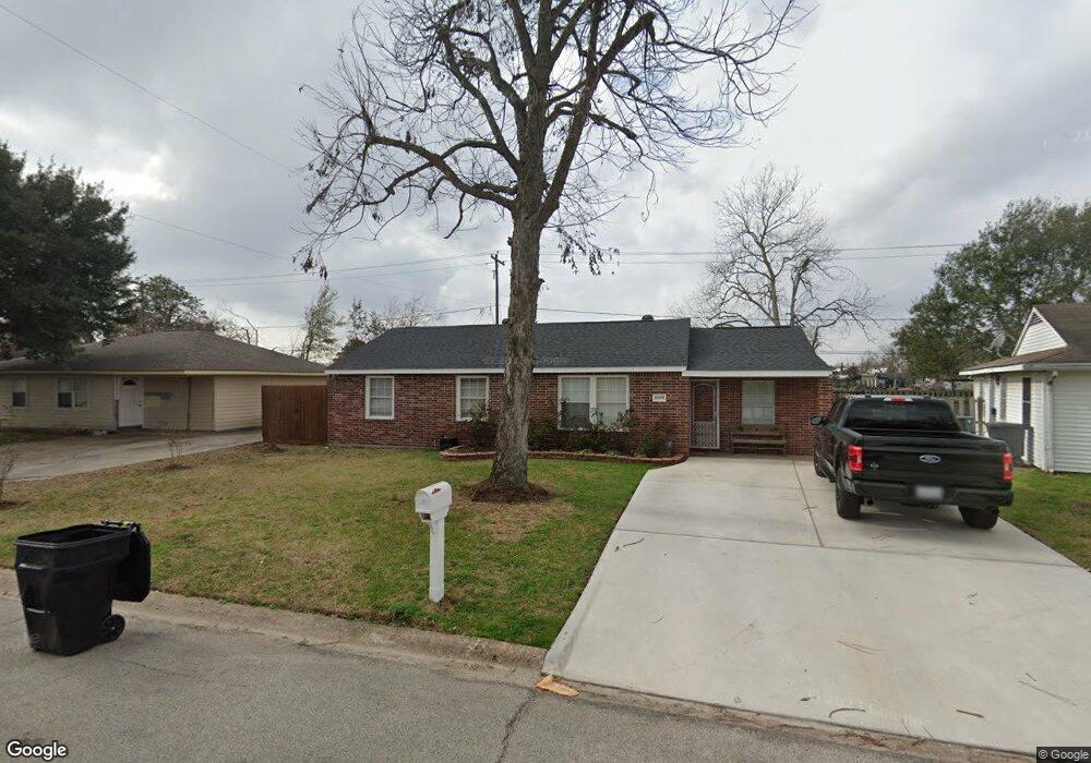 10935 Royal Pine Dr, Houston, TX 77093 - photo 1